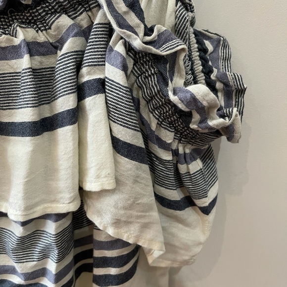 Designer linen top - Picture 3 of 3